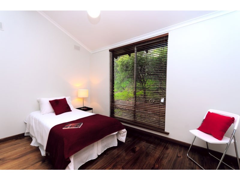 3 Sturtbrae Crescent, Bellevue Heights SA 5050