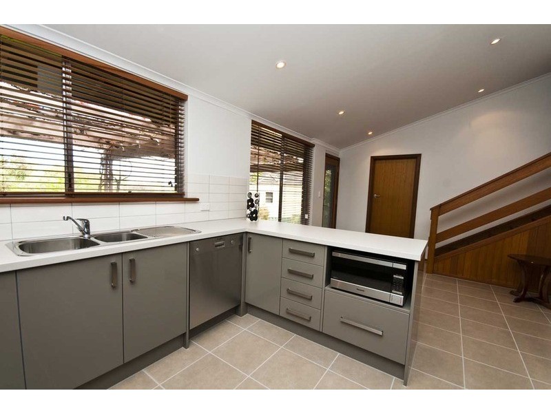 3 Sturtbrae Crescent, Bellevue Heights SA 5050