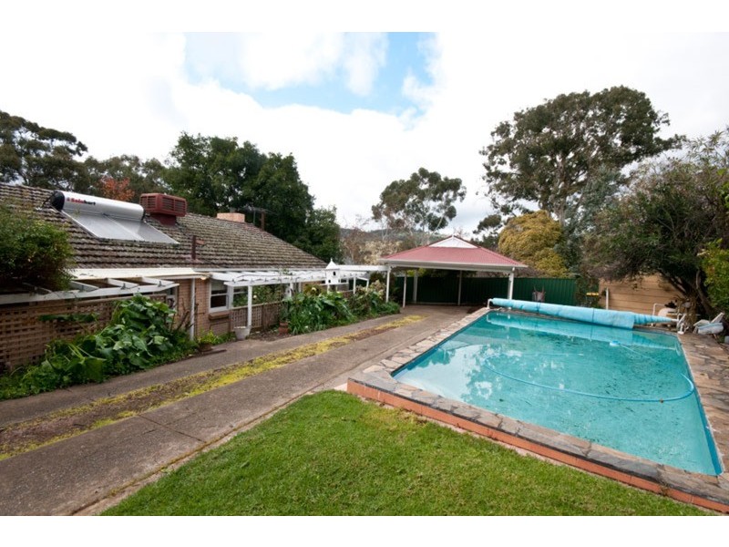 1 Craiglee Drive, Coromandel Valley SA 5051