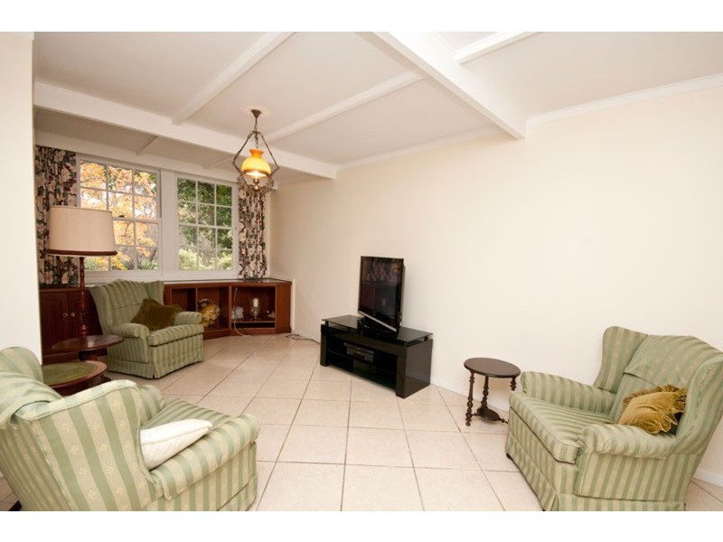 1 Craiglee Drive, Coromandel Valley SA 5051