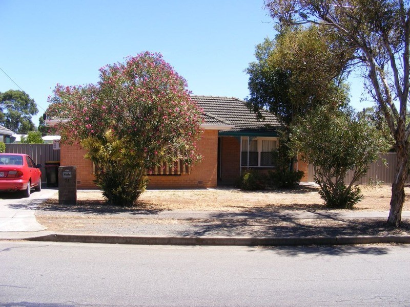 21 Parkmore Avenue, Sturt SA 5047