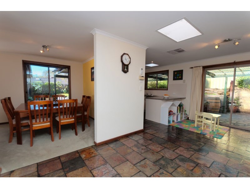 1 Aberfoyle Road, Aberfoyle Park SA 5159