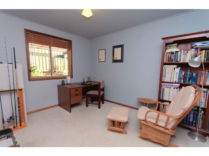 1 Aberfoyle Road, Aberfoyle Park SA 5159