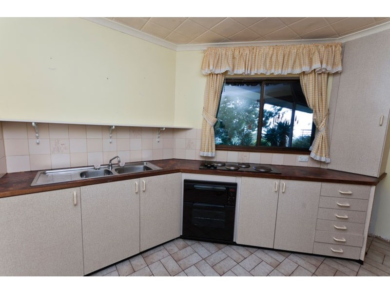 12 Salvador Street, Flagstaff Hill SA 5159