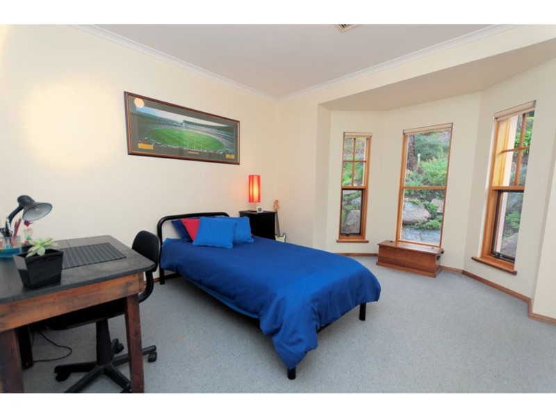 9 Ti Tree Road, Hawthorndene SA 5051