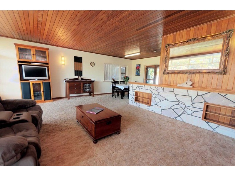 10 Shepherds Hill Road, Bedford Park SA 5042