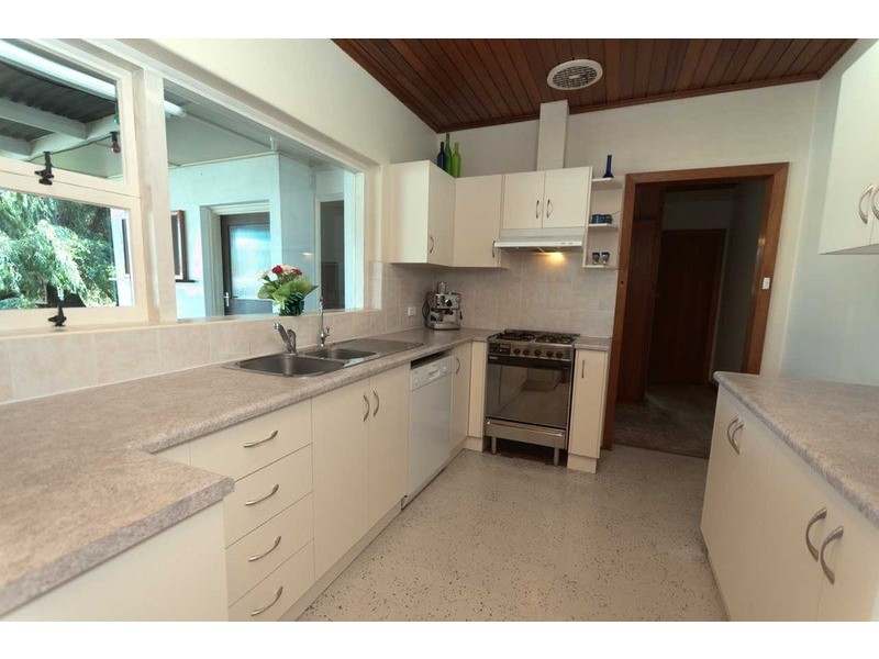 10 Shepherds Hill Road, Bedford Park SA 5042