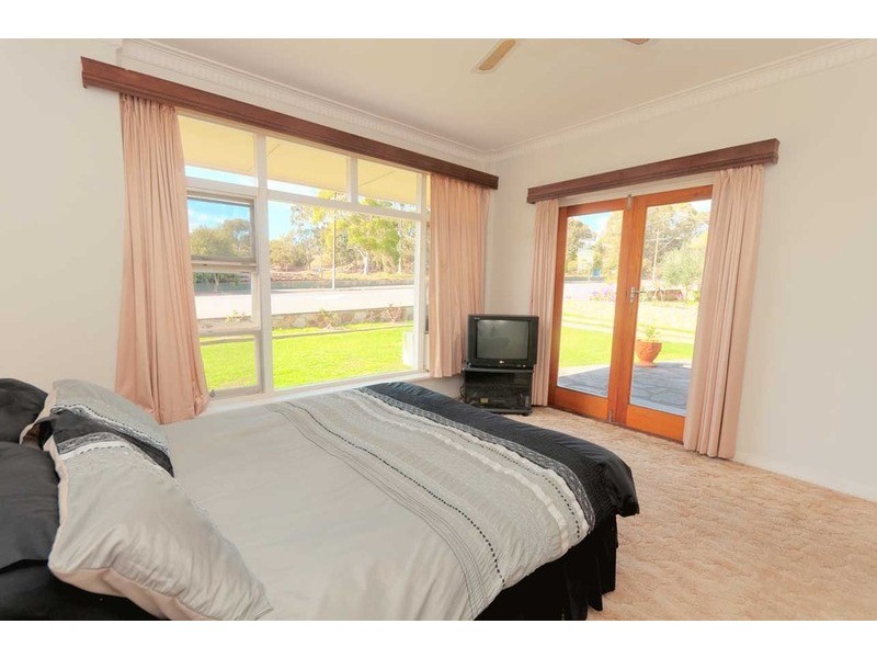 10 Shepherds Hill Road, Bedford Park SA 5042