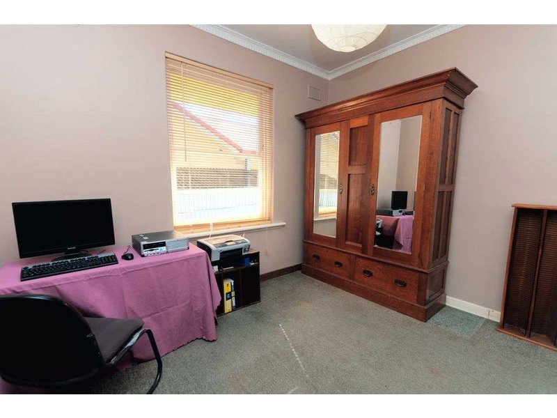 10 Shepherds Hill Road, Bedford Park SA 5042