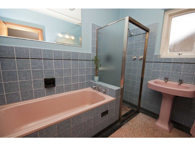 10 Shepherds Hill Road, Bedford Park SA 5042