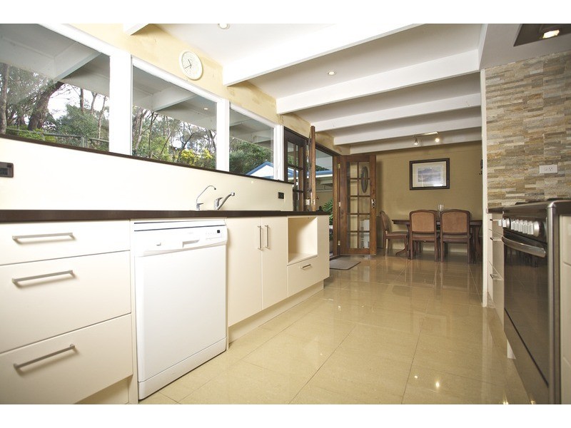 22 Fourth Road, Belair SA 5052