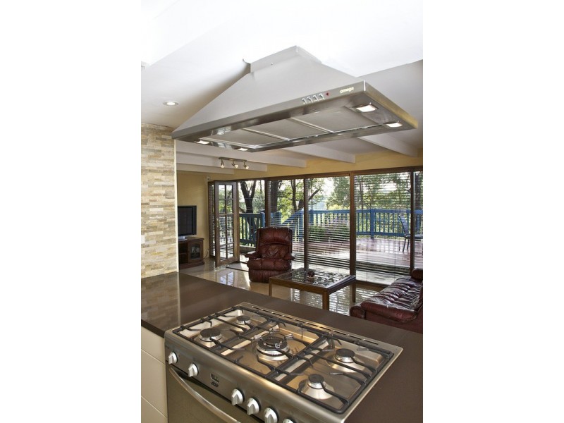 22 Fourth Road, Belair SA 5052