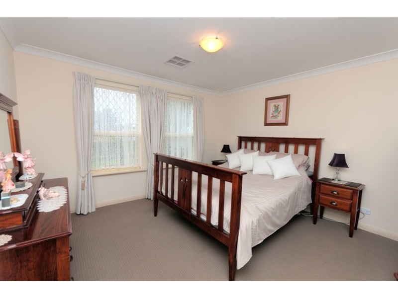 8 Quintus Terrace, Dover Gardens SA 5048