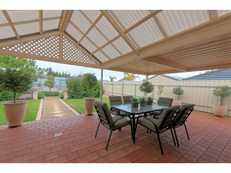 8 Quintus Terrace, Dover Gardens SA 5048