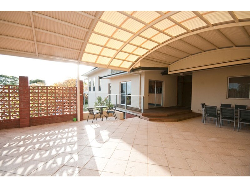 76 Gloucester Avenue, Belair SA 5052