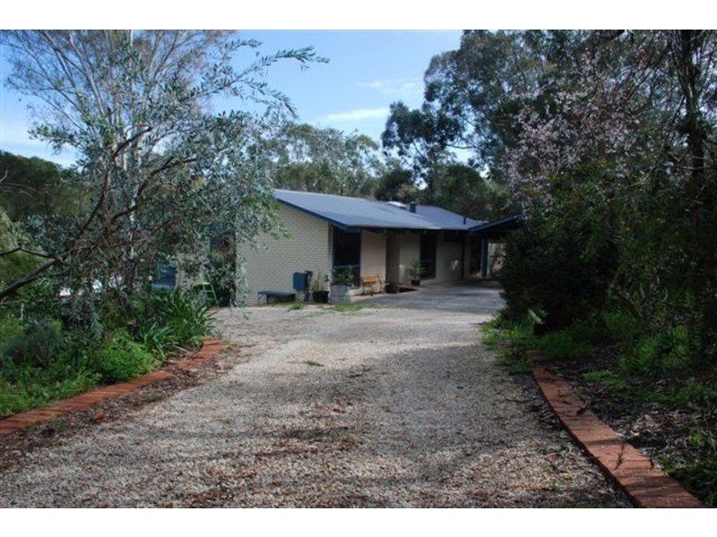 20 Lindsay Terrace, Belair SA 5052