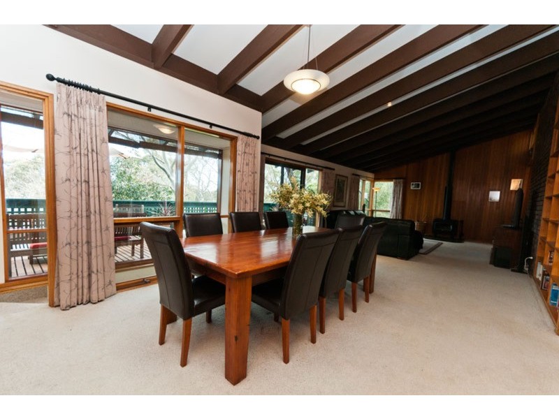 18 Hurds Hill Drive, Coromandel Valley SA 5051