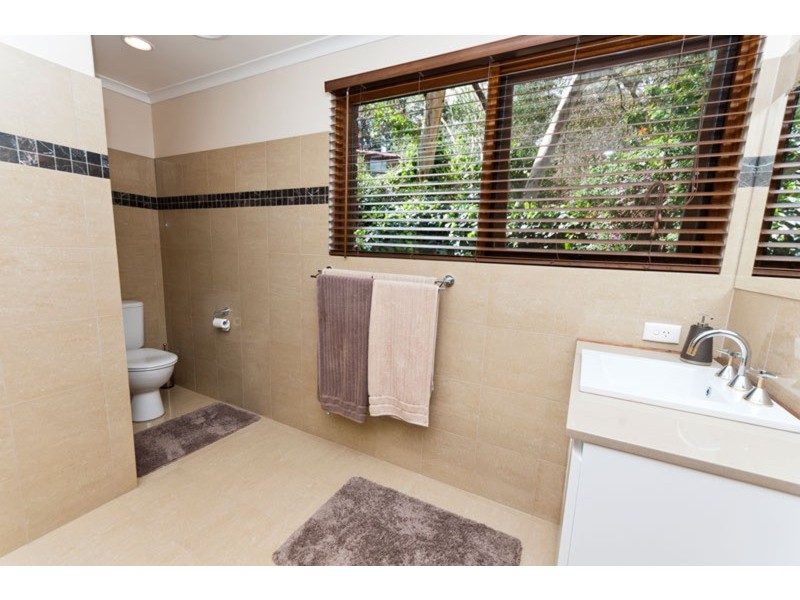 18 Hurds Hill Drive, Coromandel Valley SA 5051