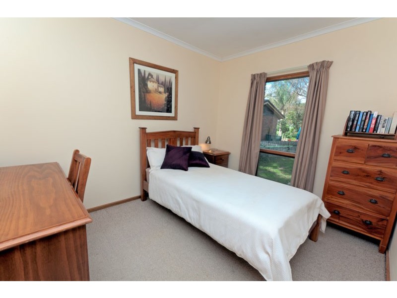 18 Hurds Hill Drive, Coromandel Valley SA 5051