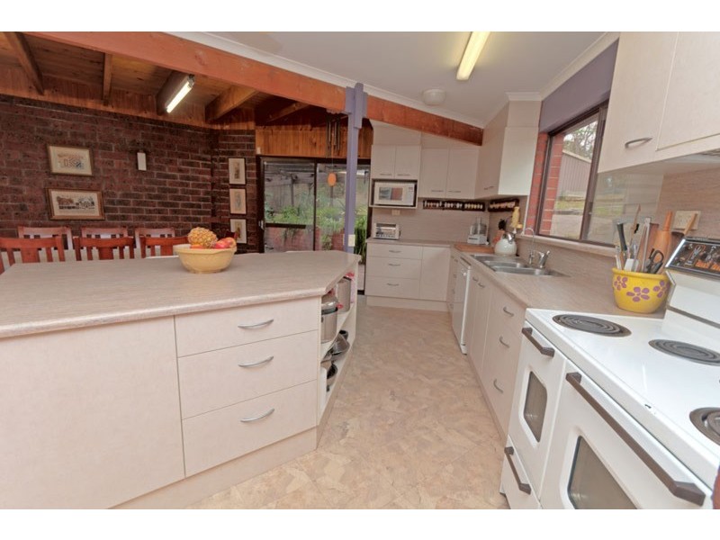 7 Huntingdon Drive, Glenalta SA 5052