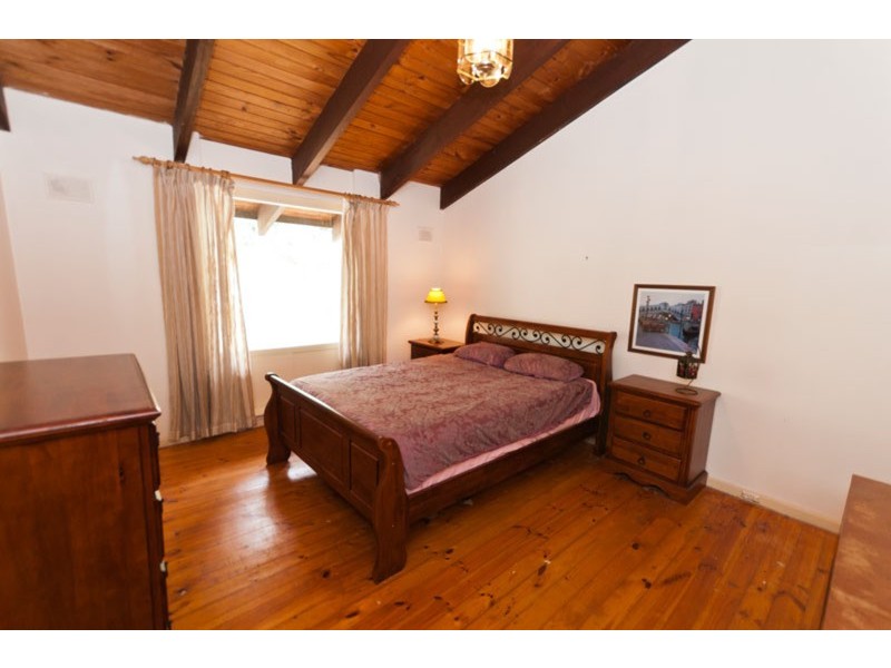 44 Glenwood Drive, Bellevue Heights SA 5050