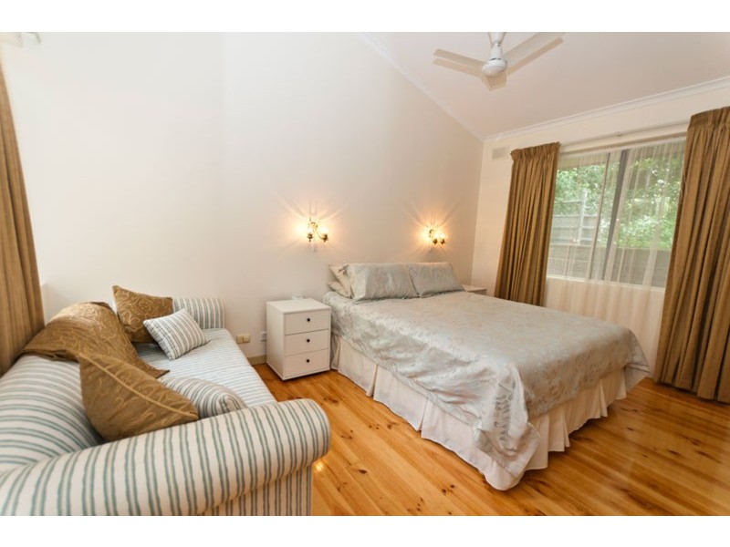 8 Sun Valley Drive, Glenalta SA 5052