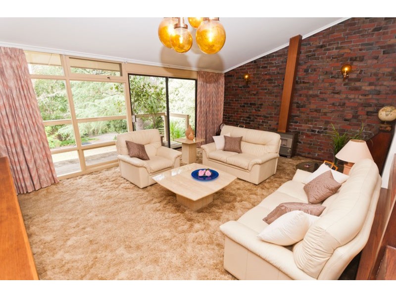 8 Sun Valley Drive, Glenalta SA 5052