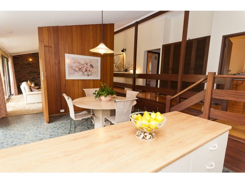 8 Sun Valley Drive, Glenalta SA 5052