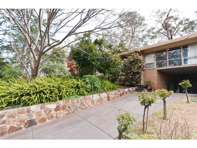 8 Sun Valley Drive, Glenalta SA 5052