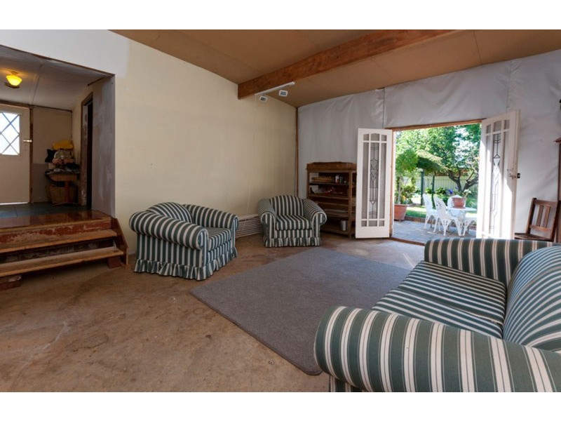 17 Walsh Avenue, St Marys SA 5042