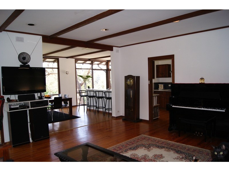 30 Sun Valley Drive, Glenalta SA 5052