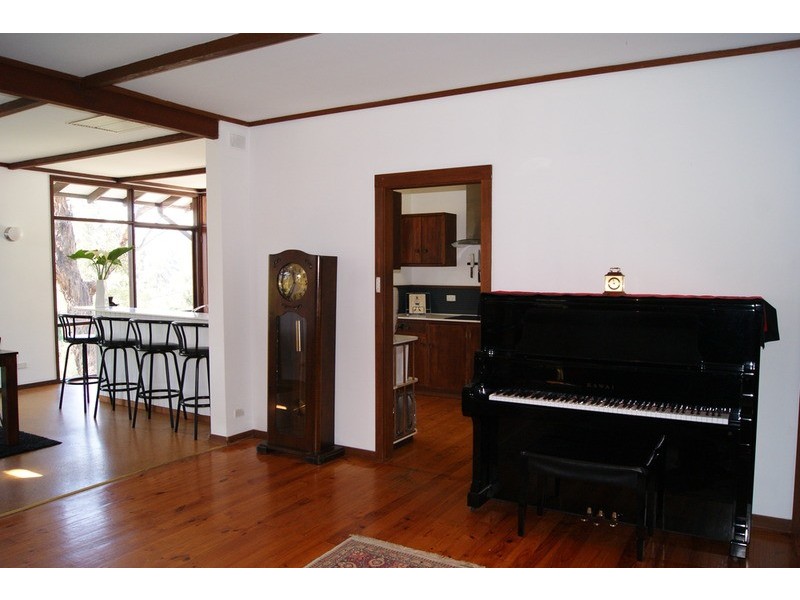 30 Sun Valley Drive, Glenalta SA 5052