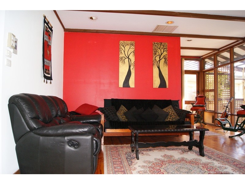 30 Sun Valley Drive, Glenalta SA 5052