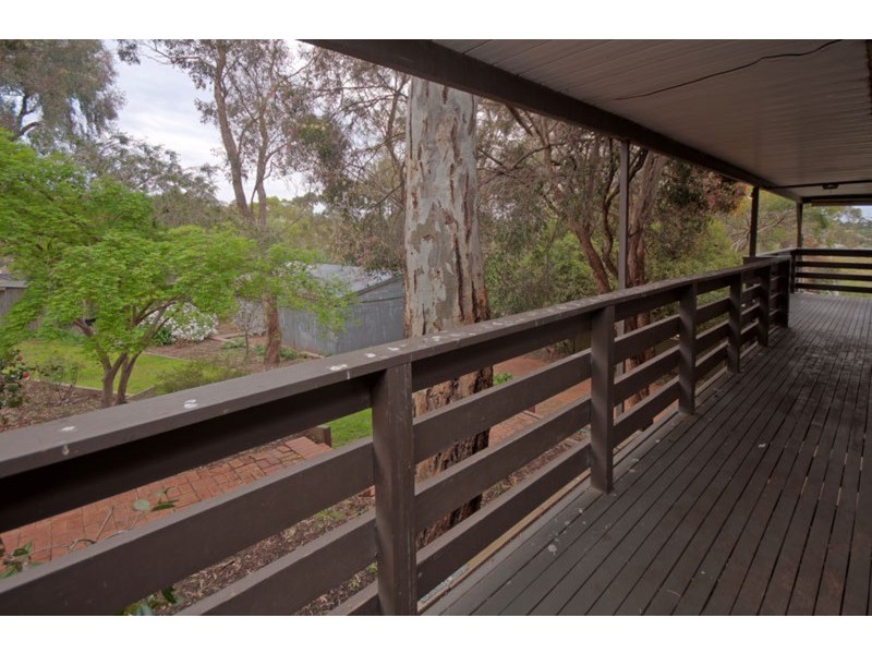 22 Hurds Hill Drive, Coromandel Valley SA 5051