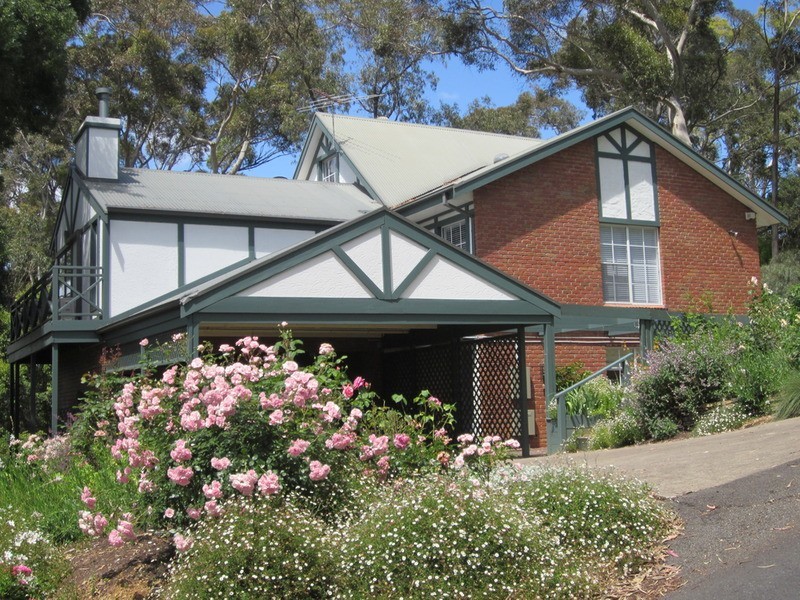 29 Winns Road, Coromandel Valley SA 5051