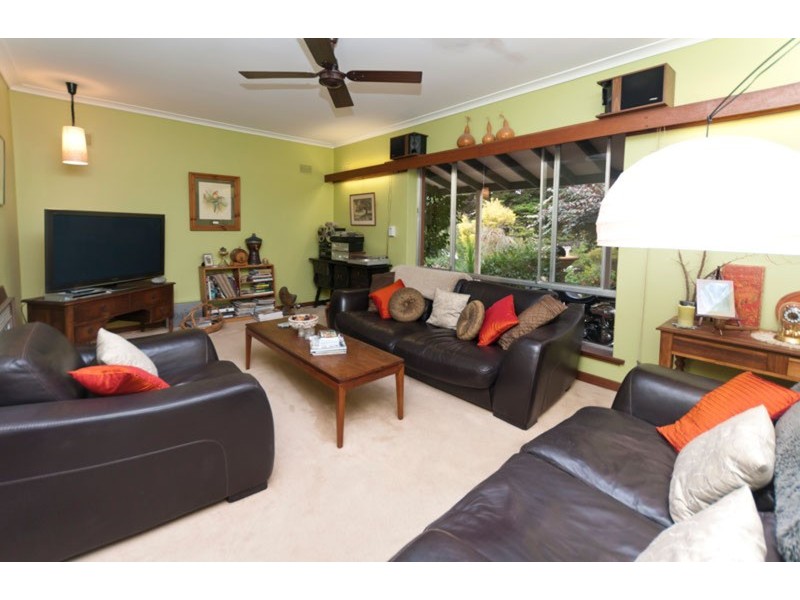 6 Sturtbrae Crescent, Bellevue Heights SA 5050