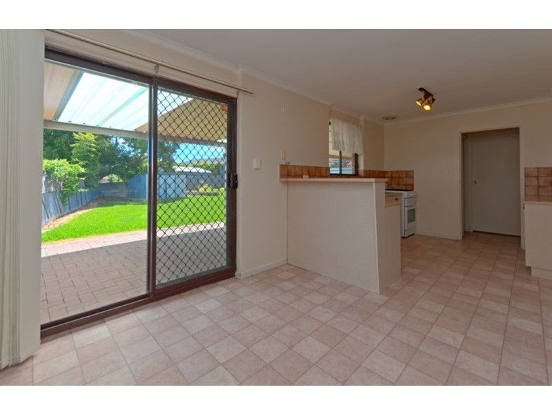 3 Trelawney Crescent, Huntfield Heights SA 5163