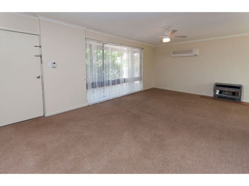 3 Trelawney Crescent, Huntfield Heights SA 5163