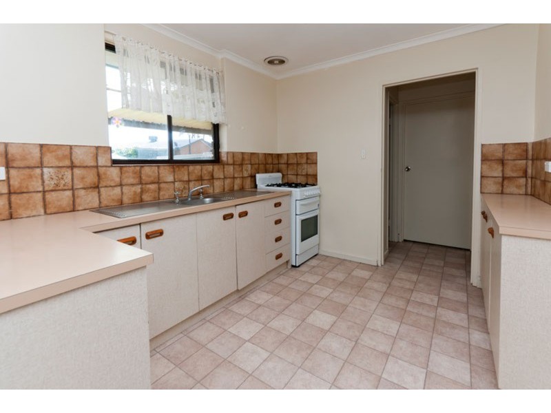 3 Trelawney Crescent, Huntfield Heights SA 5163