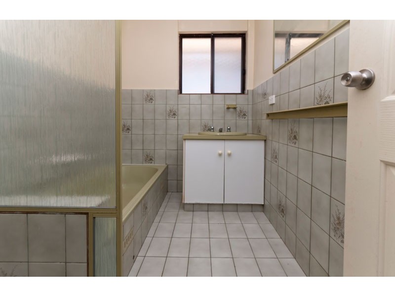 3 Trelawney Crescent, Huntfield Heights SA 5163