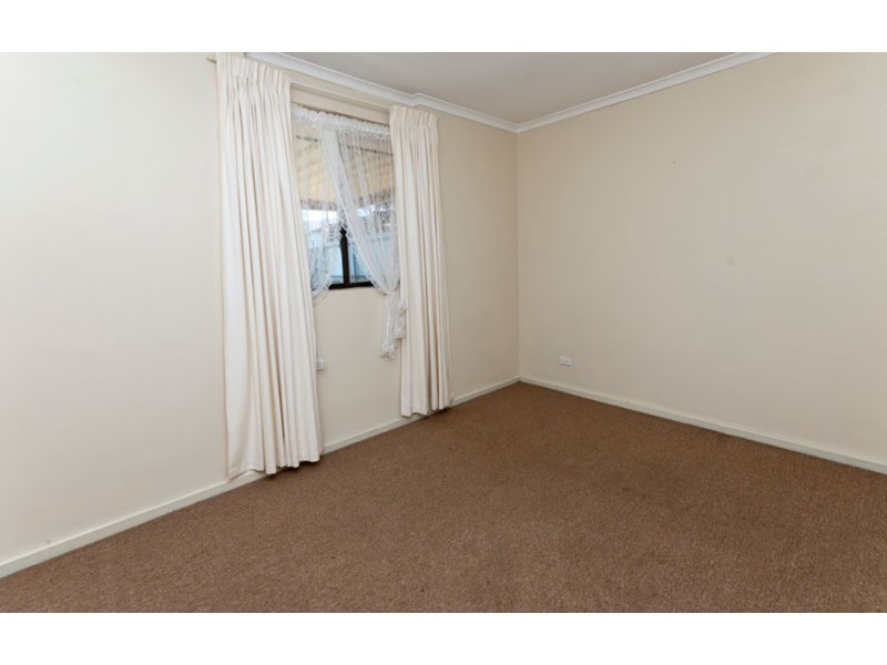 3 Trelawney Crescent, Huntfield Heights SA 5163