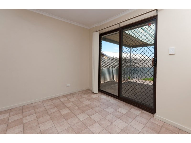 3 Trelawney Crescent, Huntfield Heights SA 5163