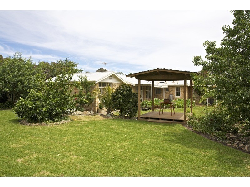 11 Highland Drive, Bellevue Heights SA 5050