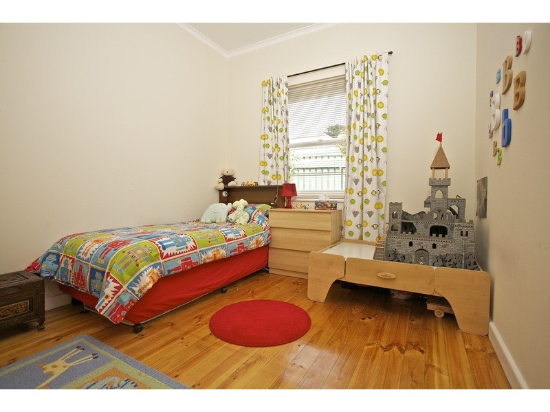 11 Highland Drive, Bellevue Heights SA 5050