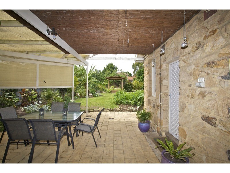 11 Highland Drive, Bellevue Heights SA 5050