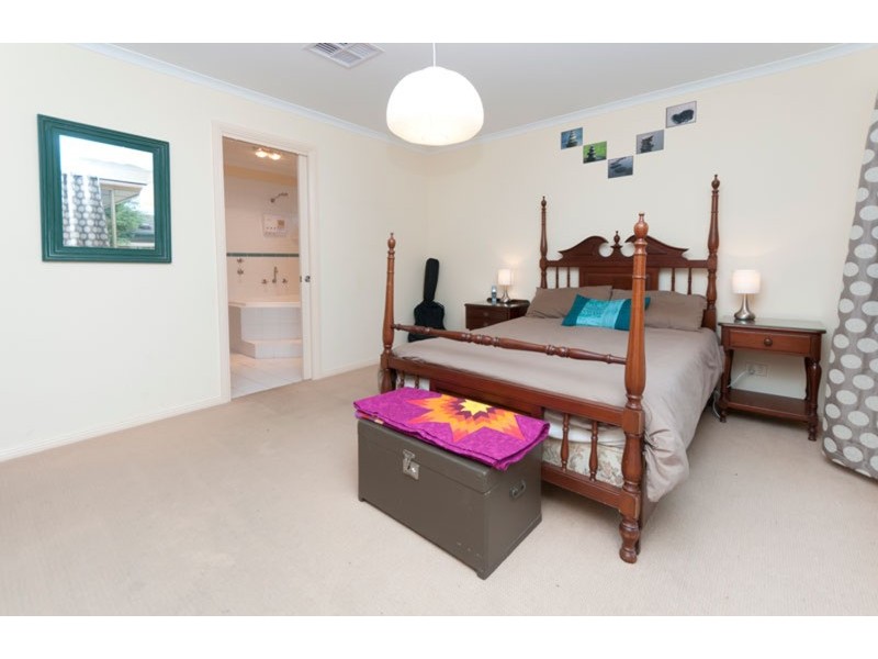 15A Fourth Avenue, Ascot Park SA 5043