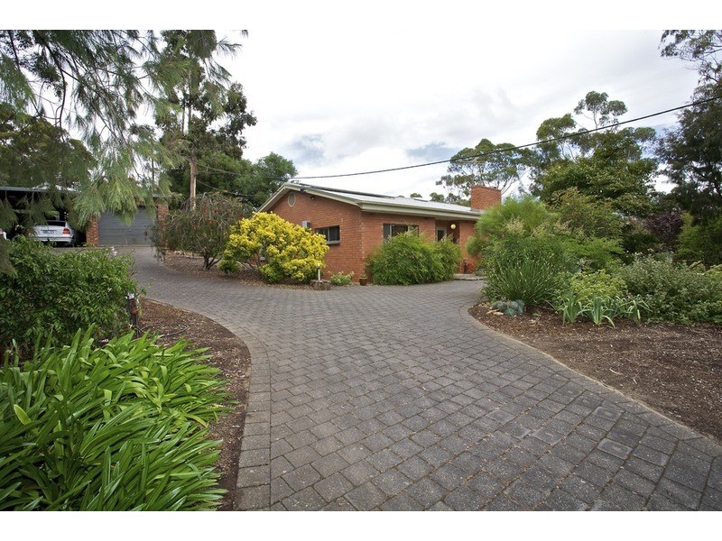 12 Willora Road, Eden Hills SA 5050