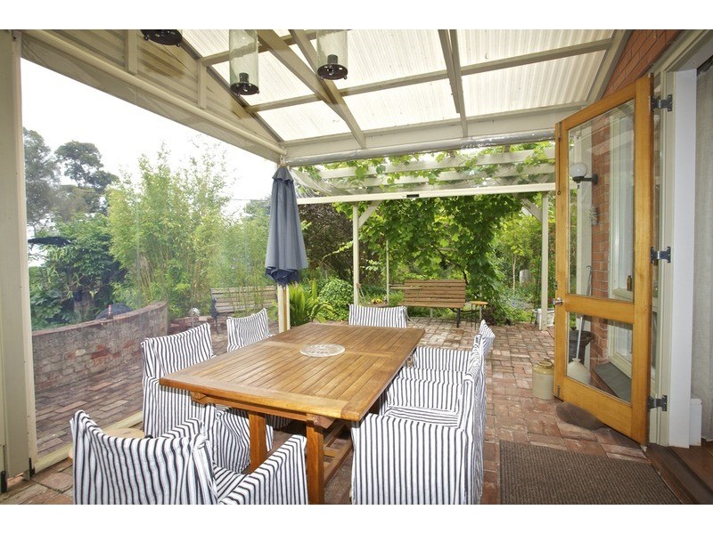 12 Willora Road, Eden Hills SA 5050