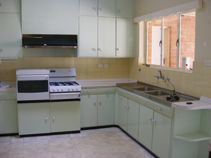 16 Windemere Avenue, Clapham SA 5062