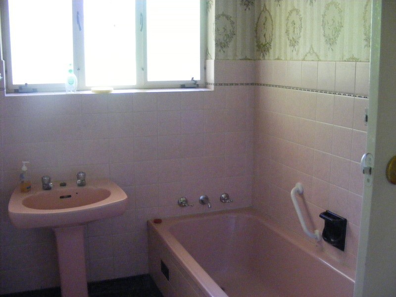 16 Windemere Avenue, Clapham SA 5062